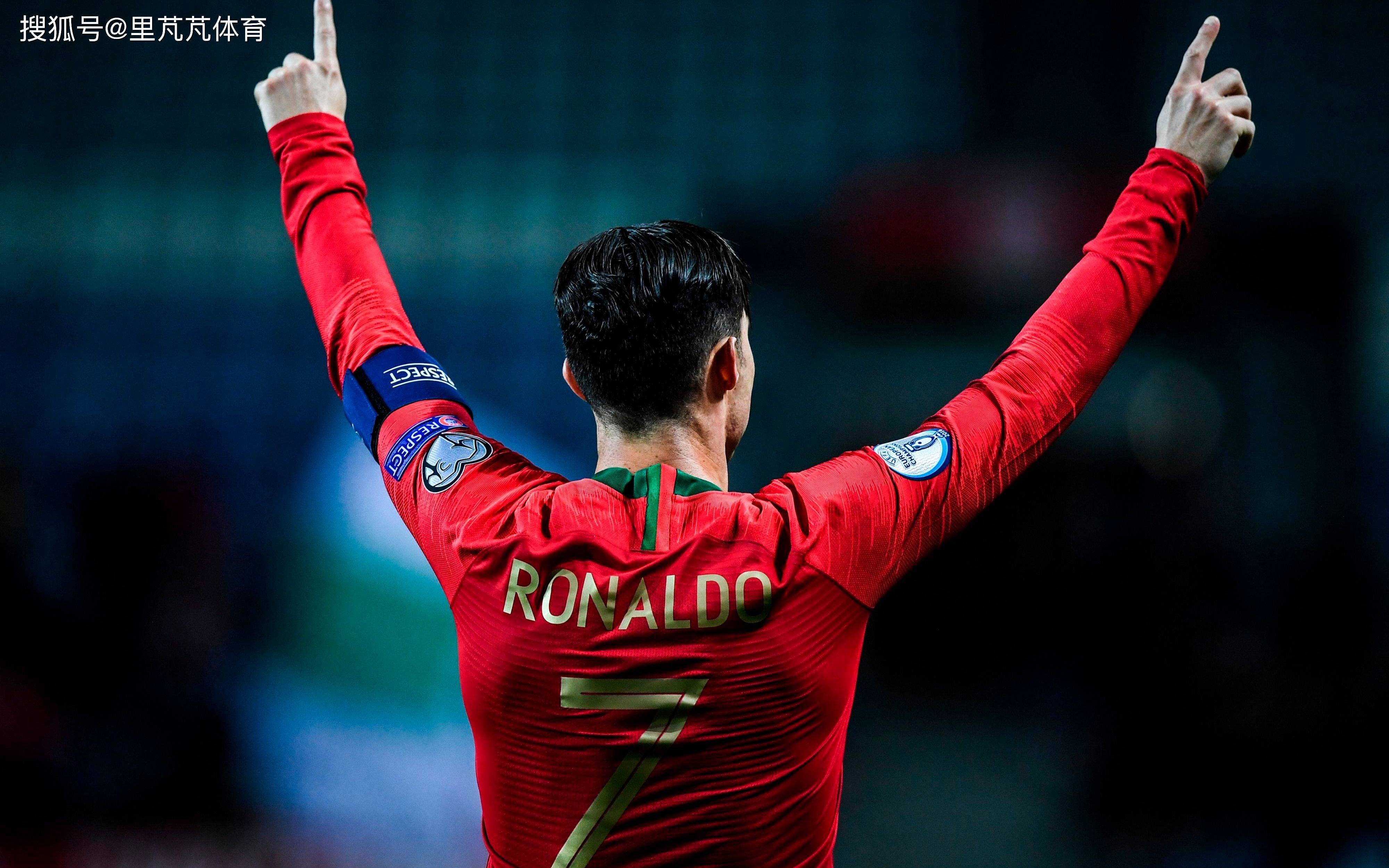 看看这些孩子踢球有没有西班牙味。 留洋联队VS萨瓦德尔友谊赛