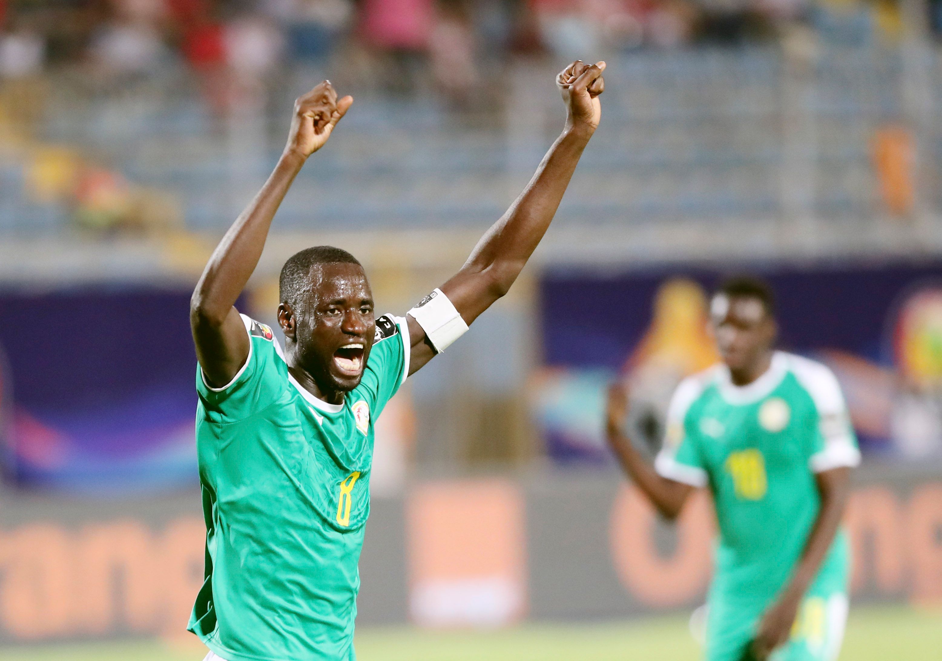 英超榜首战！十人切尔西1-1阿森纳主场7年不胜，马雷斯卡炮轰主裁（英超榜首对决：十人切尔西1-1阿森纳，主场七年无胜，马雷斯卡怒斥主裁）