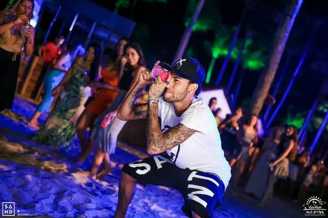 恩佐：我没法去国家队了，过去四个月我的膝盖一直有问题