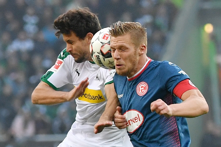 埃基蒂克：安菲尔德的氛围太棒了；我来到这里就是为了赢